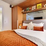 Card Hotel 4*