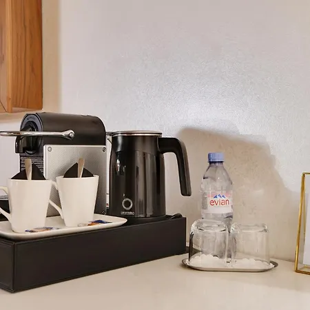 מלון Card פריז