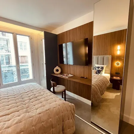 Hotel Card Parijs