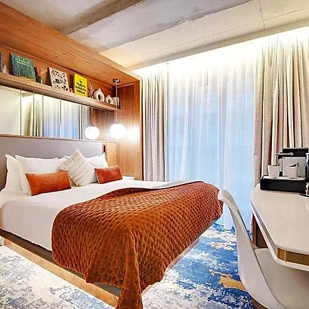 Card Otel Paris